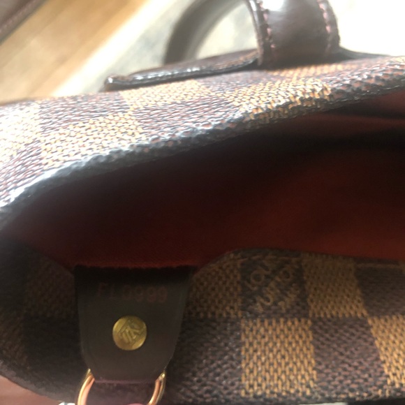 Authentic Louis Vuitton Damier Ebene Clifton - Picture 14 of 14